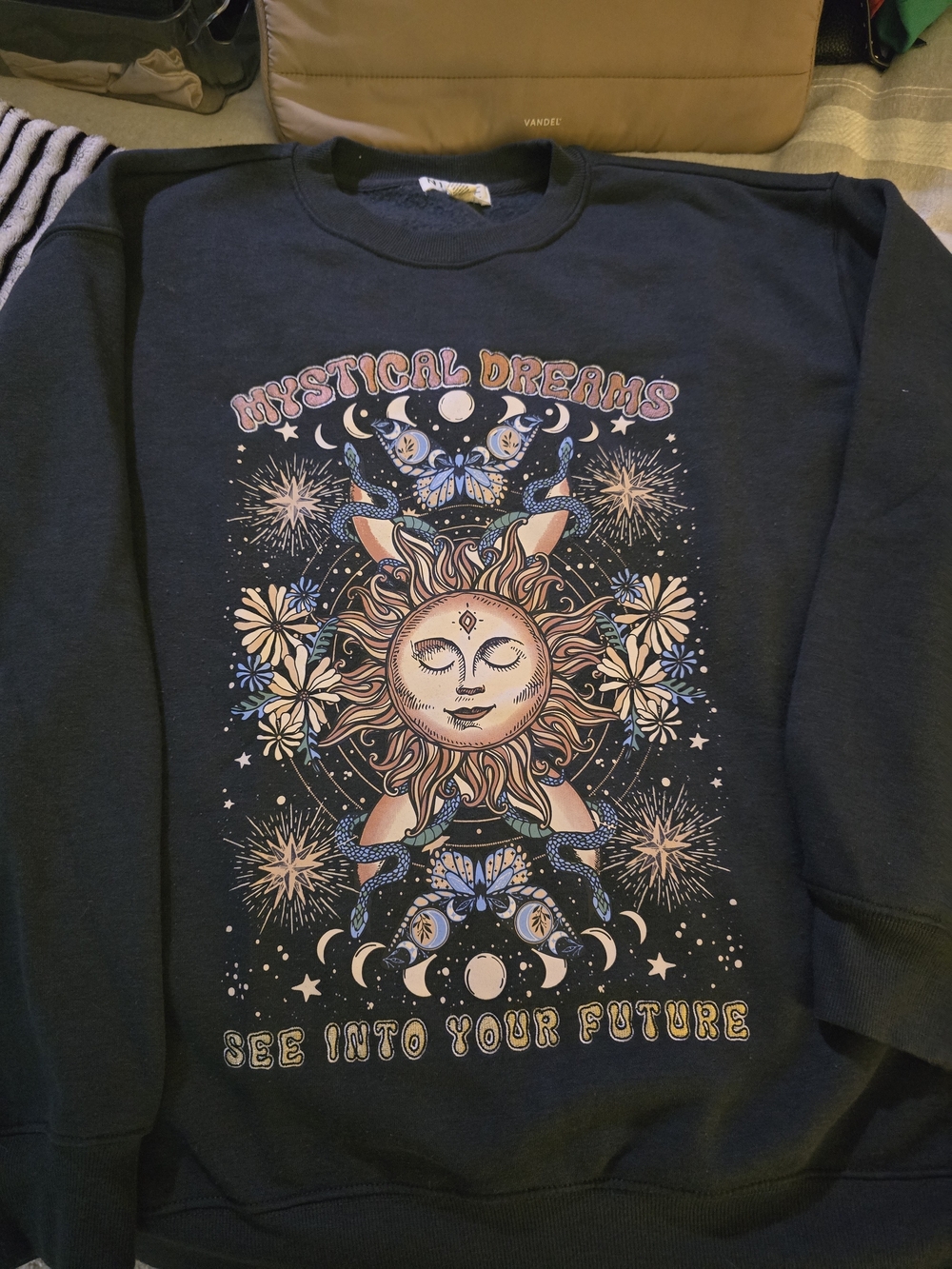 Mystical Dreams Graphic Pullover Sweatshirt In Black
